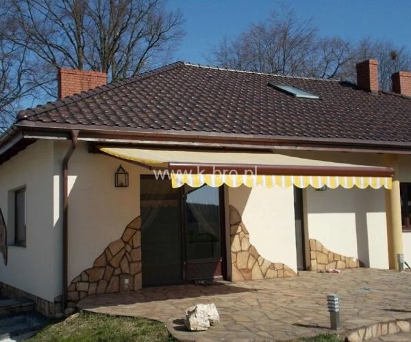 Poznaj Różnice między Roletami na Wymiar a Kupionymi w Sklepie